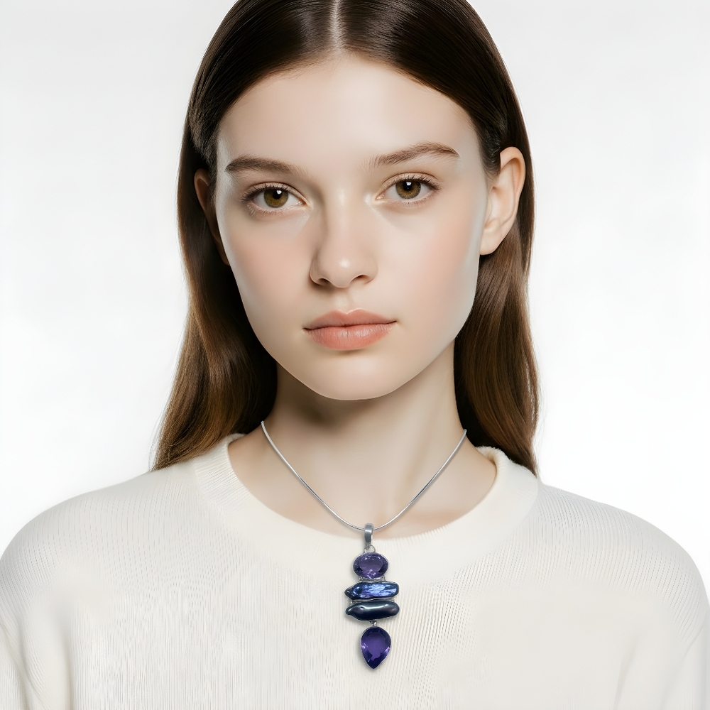 Sterling Silver 925 Pendant With Semiprecious Stones.